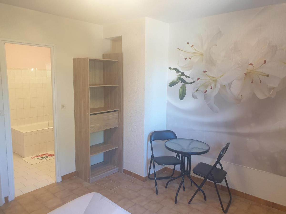 Horus Hotel Fréjus エクステリア 写真