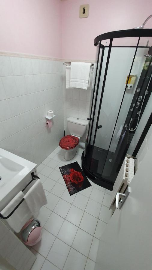 Horus Hotel Fréjus エクステリア 写真