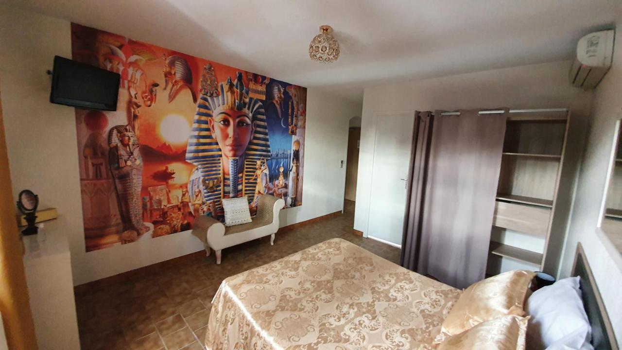 Horus Hotel Fréjus エクステリア 写真