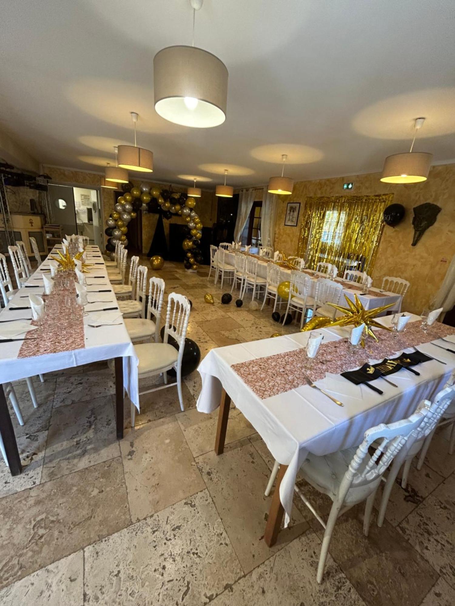 Horus Hotel Fréjus エクステリア 写真